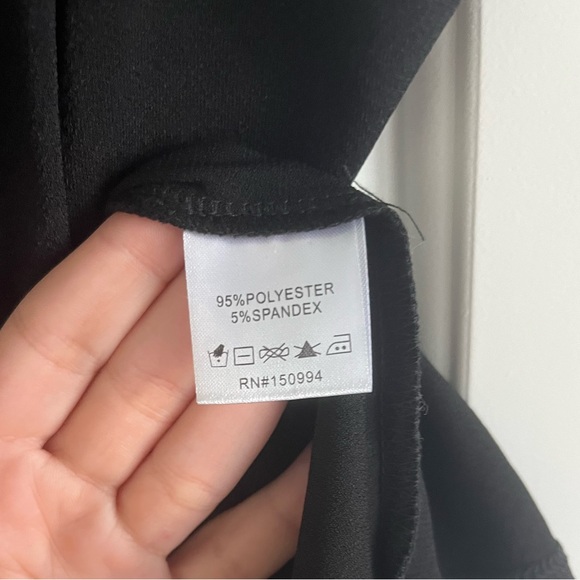 NWT Belldini Black Top with Gold Hoop Accents Medium - Picture 5 of 6